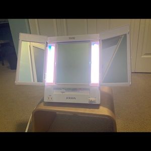 Tri-fold Lighted Mirror